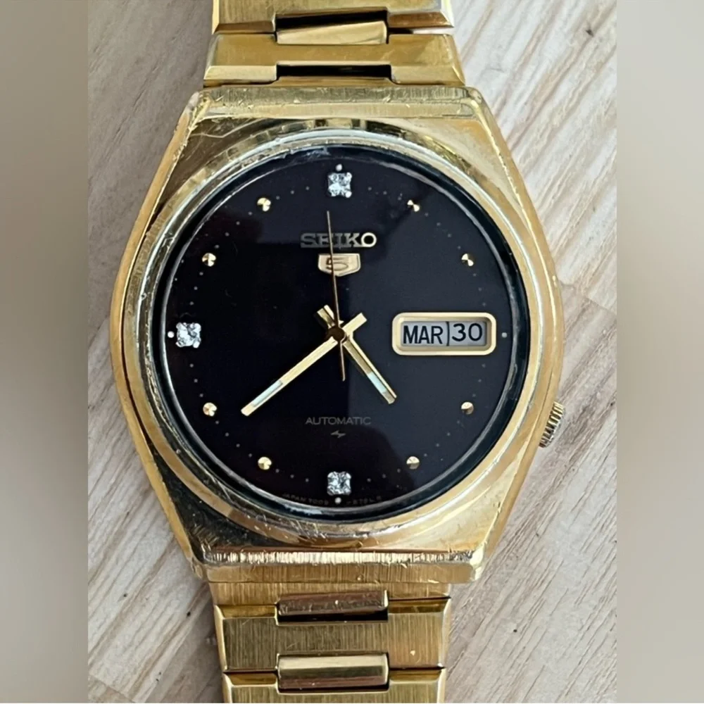 Seiko 5 Automatic Rare Vintage Men’s Watch Diamonds Burgundy Dial Gold Plated